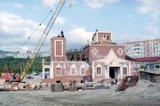 Строительство храма Спаса Нерукотворного Образа в Кировске. 2003–2004 г.