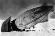 Дирижабль «Норге» на старте к Северному полюсу. 11 мая 1926 г.