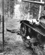Танк Т-26 в в лесной глуши Источник:История войны. Продолжение. Том 5 (Jatkosodan historia) 